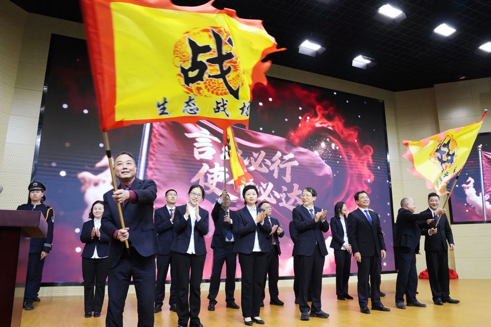 创意环节正面修1.jpg